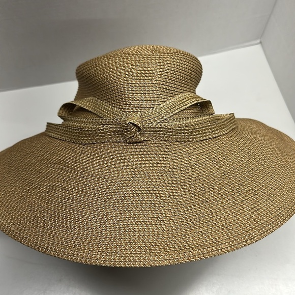 Eric Javits Hat Floppy Sun Shade Classic Straw Tan Brown Bow Ribbon Round - Picture 7 of 9
